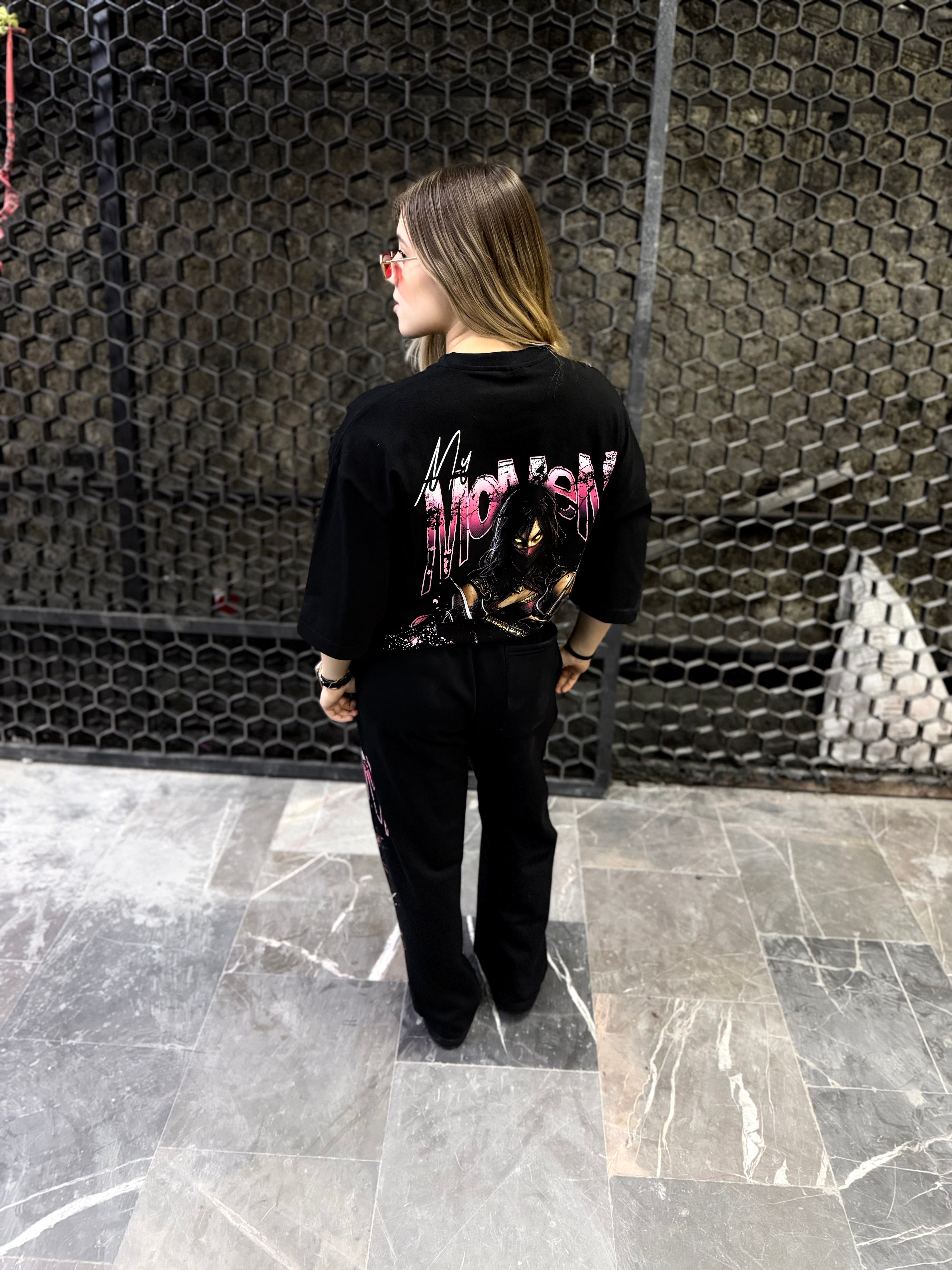 M-OVERSIZED